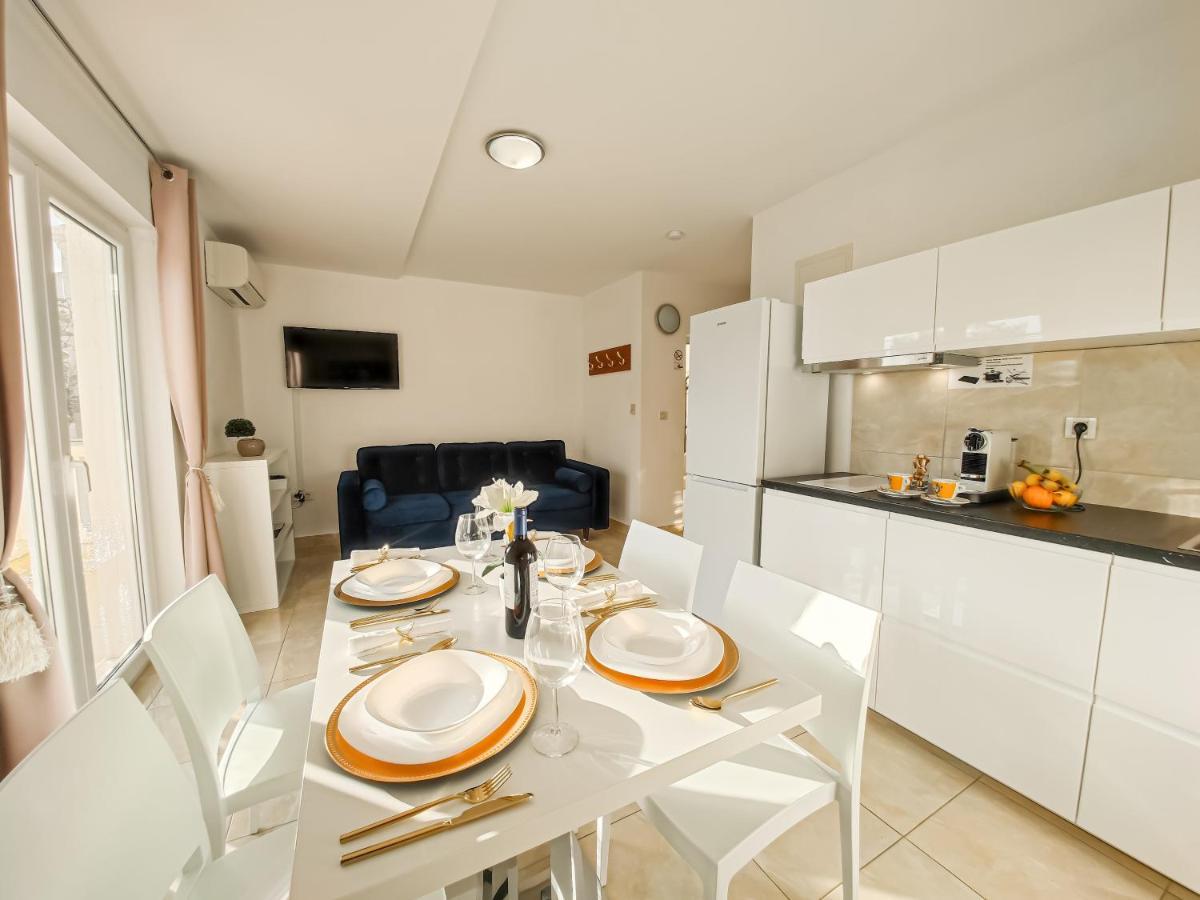 Apartments - Villa Sabrina Brela Zewnętrze zdjęcie